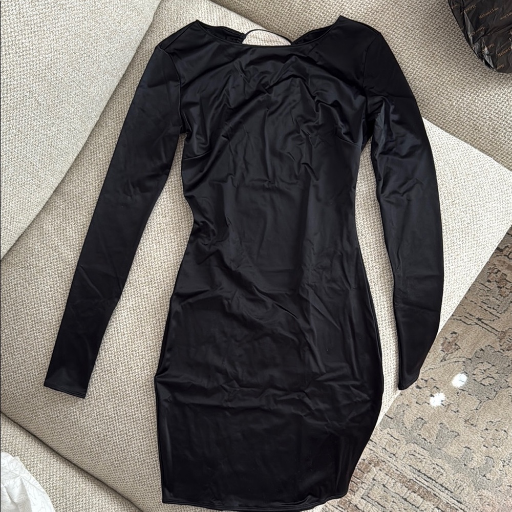 Elegant Black Long Sleeve Dress